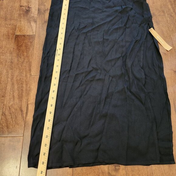 Reformation women's black skirt in size 6 - Picture 10 of 11